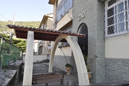 Apartamento para alugar com 88m², 2 quartos e 1 vagaFachada