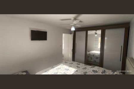 Casa à venda com 211m², 5 quartos e 4 vagas Casa à venda com 211m², 5 quartos e 4 vagasQuarto 1