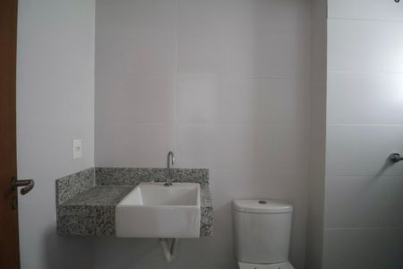 Apartamento para alugar com 145m², 3 quartos e 3 vagas Apartamento para alugar com 145m², 3 quartos e 3 vagasBanheiro da Suíte 2