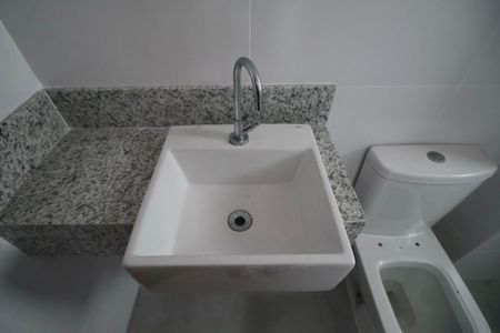 Apartamento para alugar com 145m², 3 quartos e 3 vagas Apartamento para alugar com 145m², 3 quartos e 3 vagasBanheiro da Suíte 2