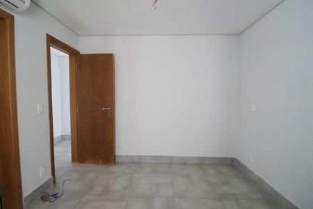 Apartamento para alugar com 145m², 3 quartos e 3 vagas Apartamento para alugar com 145m², 3 quartos e 3 vagasSuíte 1