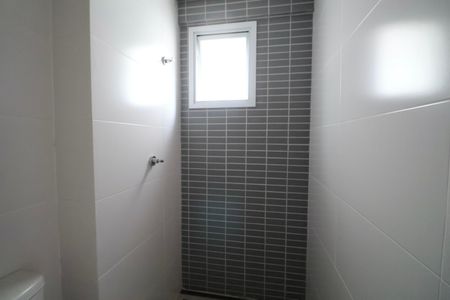 Apartamento para alugar com 145m², 3 quartos e 3 vagas Apartamento para alugar com 145m², 3 quartos e 3 vagasBanheiro da Suíte 2