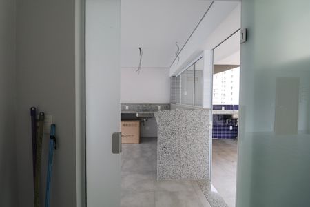 Apartamento para alugar com 145m², 3 quartos e 3 vagas Apartamento para alugar com 145m², 3 quartos e 3 vagasÁrea de Serviço