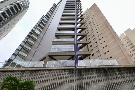 Apartamento para alugar com 145m², 3 quartos e 3 vagas Apartamento para alugar com 145m², 3 quartos e 3 vagasFachada