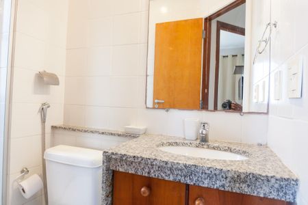 Studio para alugar com 34m², 1 quarto e 1 vaga Studio para alugar com 34m², 1 quarto e 1 vagaBanheiro da Suíte