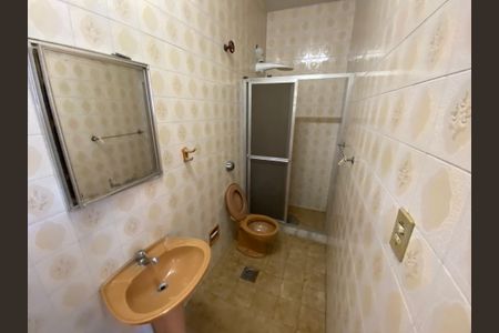 Casa para alugar com 260m², 5 quartos e 4 vagas Casa para alugar com 260m², 5 quartos e 4 vagasBanheiro de Serviço