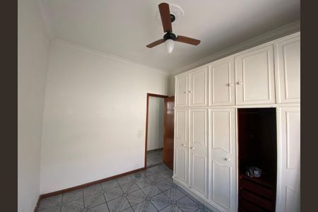 Casa para alugar com 260m², 5 quartos e 4 vagas Casa para alugar com 260m², 5 quartos e 4 vagasQuarto 2