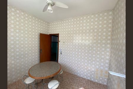 Casa para alugar com 260m², 5 quartos e 4 vagas Casa para alugar com 260m², 5 quartos e 4 vagasCozinha