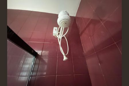 Casa para alugar com 260m², 5 quartos e 4 vagas Casa para alugar com 260m², 5 quartos e 4 vagasBanheiro Suíte 3