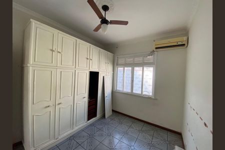Casa para alugar com 260m², 5 quartos e 4 vagas Casa para alugar com 260m², 5 quartos e 4 vagasQuarto 2