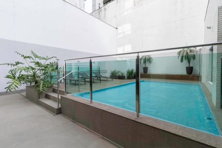 Apartamento à venda com 64m², 2 quartos e 2 vagas Apartamento à venda com 64m², 2 quartos e 2 vagasÁrea comum - Piscina