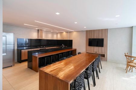 Apartamento à venda com 64m², 2 quartos e 2 vagas Apartamento à venda com 64m², 2 quartos e 2 vagasÁrea comum - Salão de festas