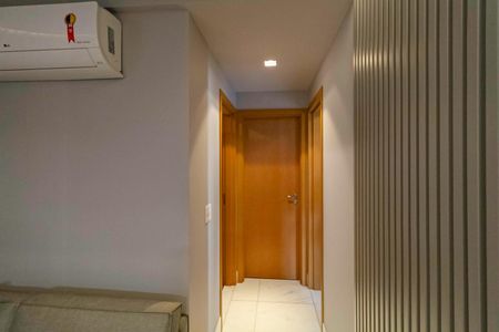 Apartamento à venda com 64m², 2 quartos e 2 vagas Apartamento à venda com 64m², 2 quartos e 2 vagasCorredor