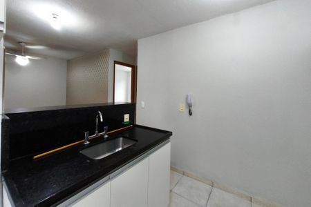 Apartamento à venda com 46m², 2 quartos e 1 vaga Apartamento à venda com 46m², 2 quartos e 1 vagaCozinha