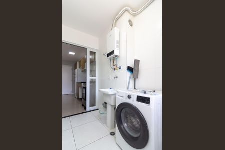 Apartamento à venda com 66m², 2 quartos e 2 vagasÁrea de Serviço