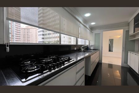 Apartamento à venda com 166m², 3 quartos e 2 vagas Apartamento à venda com 166m², 3 quartos e 2 vagasCozinha