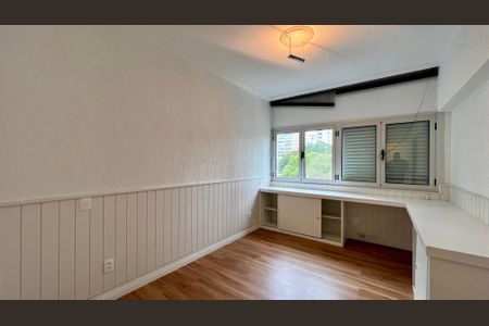 Apartamento à venda com 166m², 3 quartos e 2 vagas Apartamento à venda com 166m², 3 quartos e 2 vagasQuarto 1