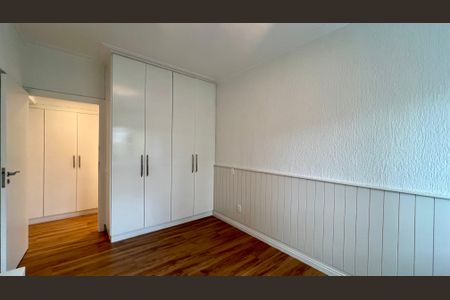 Apartamento à venda com 166m², 3 quartos e 2 vagas Apartamento à venda com 166m², 3 quartos e 2 vagasQuarto 1