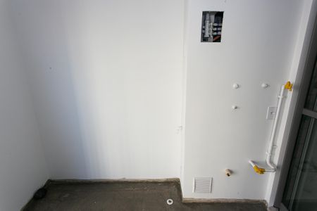 Apartamento à venda com 122m², 3 quartos e 2 vagas Apartamento à venda com 122m², 3 quartos e 2 vagasÁrea de Serviço