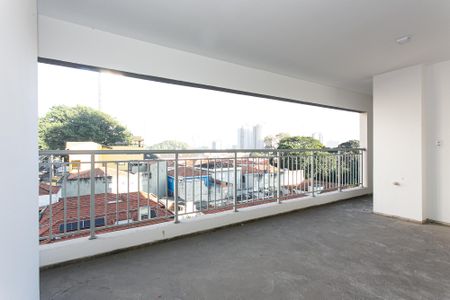 Apartamento à venda com 122m², 3 quartos e 2 vagas Apartamento à venda com 122m², 3 quartos e 2 vagasVaranda