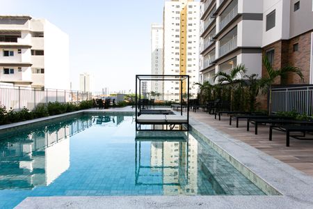 Apartamento à venda com 122m², 3 quartos e 2 vagas Apartamento à venda com 122m², 3 quartos e 2 vagasÁrea comum - Piscina