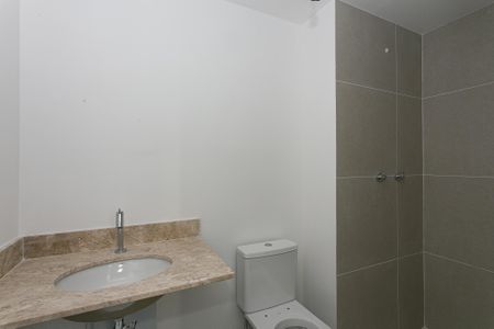 Apartamento à venda com 122m², 3 quartos e 2 vagas Apartamento à venda com 122m², 3 quartos e 2 vagasBanheiro da Suíte 1
