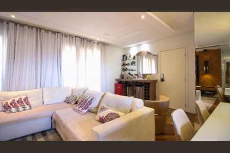 Apartamento à venda com 107m², 2 quartos e 3 vagasSala