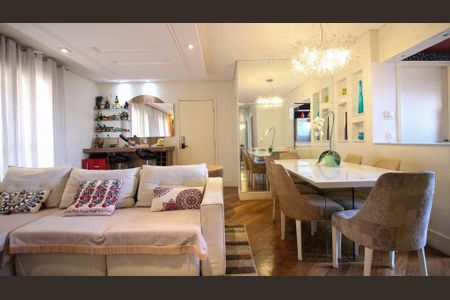 Apartamento para alugar com 107m², 2 quartos e 3 vagas Apartamento para alugar com 107m², 2 quartos e 3 vagasSala