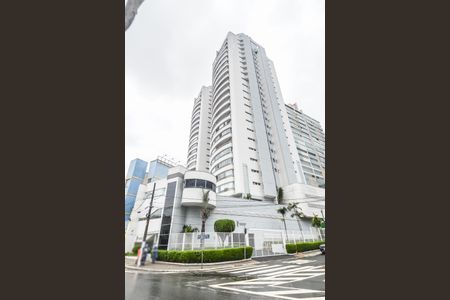 Apartamento à venda com 91m², 3 quartos e 2 vagas Apartamento à venda com 91m², 3 quartos e 2 vagasFachada