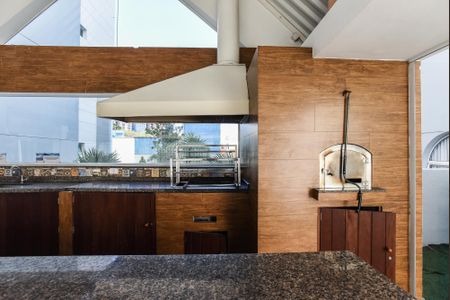 Apartamento à venda com 91m², 3 quartos e 2 vagas Apartamento à venda com 91m², 3 quartos e 2 vagasÁrea comum - Churrasqueira