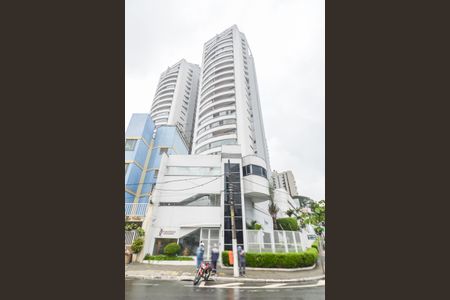 Apartamento à venda com 91m², 3 quartos e 2 vagas Apartamento à venda com 91m², 3 quartos e 2 vagasFachada