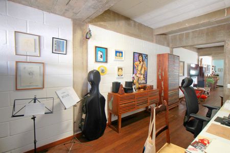 Apartamento à venda com 150m², 2 quartos e 2 vagasEscritório