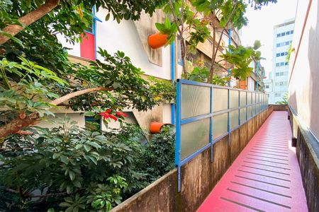 Apartamento à venda com 150m², 2 quartos e 2 vagasEntrada