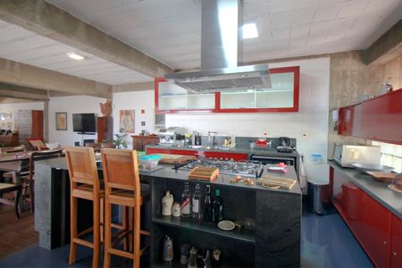 Apartamento à venda com 150m², 2 quartos e 2 vagasCozinha