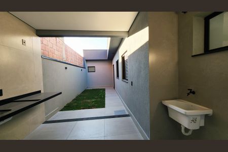 Casa à venda com 172m², 3 quartos e 1 vagaÁrea de Serviço