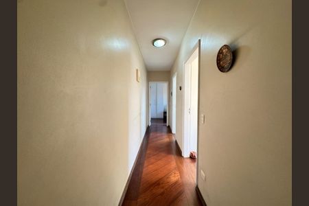 Casa à venda com 264m², 4 quartos e 5 vagas Casa à venda com 264m², 4 quartos e 5 vagasFoto 21