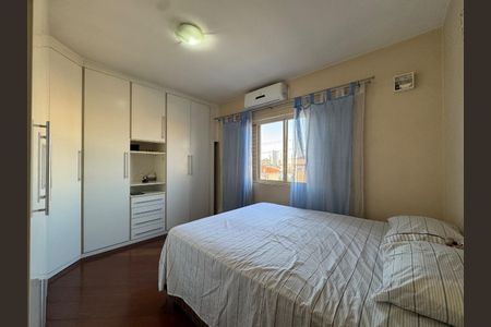 Casa à venda com 264m², 4 quartos e 5 vagas Casa à venda com 264m², 4 quartos e 5 vagasFoto 18