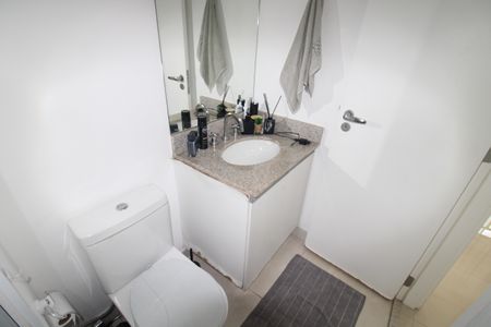 Apartamento à venda com 66m², 2 quartos e 2 vagasBanheiro Social 2