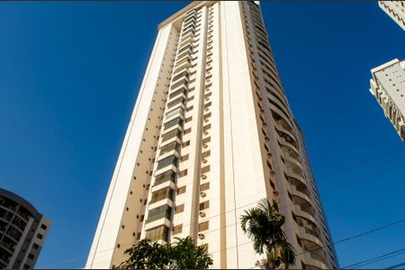 Apartamento para alugar com 70m², 2 quartos e 1 vaga Apartamento para alugar com 70m², 2 quartos e 1 vagaFachada