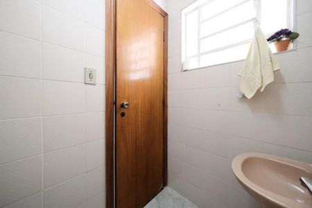 Casa à venda com 390m², 3 quartos e 8 vagasLavabo