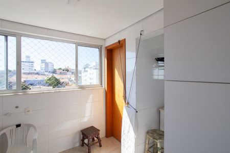 Apartamento à venda com 121m², 4 quartos e 3 vagas Apartamento à venda com 121m², 4 quartos e 3 vagasÁrea de Serviço