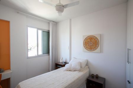 Apartamento à venda com 121m², 4 quartos e 3 vagas Apartamento à venda com 121m², 4 quartos e 3 vagasQuarto 1