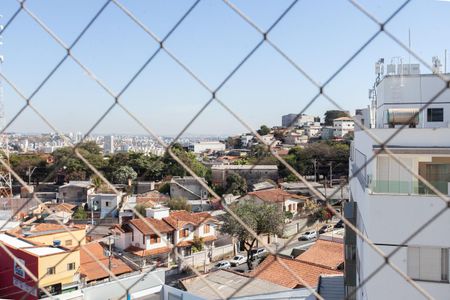 Apartamento à venda com 121m², 4 quartos e 3 vagas Apartamento à venda com 121m², 4 quartos e 3 vagasVista da Sala de TV