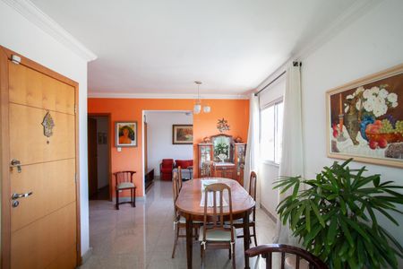 Apartamento à venda com 121m², 4 quartos e 3 vagas Apartamento à venda com 121m², 4 quartos e 3 vagasSala