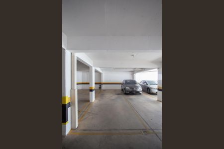 Apartamento à venda com 121m², 4 quartos e 3 vagas Apartamento à venda com 121m², 4 quartos e 3 vagasGaragem