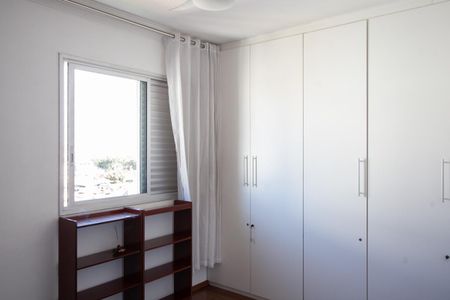 Apartamento à venda com 121m², 4 quartos e 3 vagas Apartamento à venda com 121m², 4 quartos e 3 vagasSuíte
