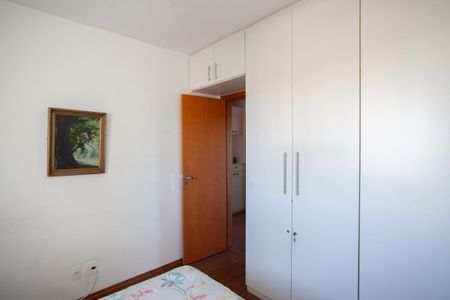 Apartamento à venda com 121m², 4 quartos e 3 vagas Apartamento à venda com 121m², 4 quartos e 3 vagasQuarto 2