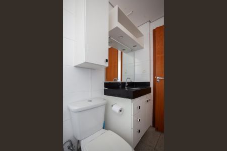 Apartamento à venda com 121m², 4 quartos e 3 vagas Apartamento à venda com 121m², 4 quartos e 3 vagasBanheiro da Suíte