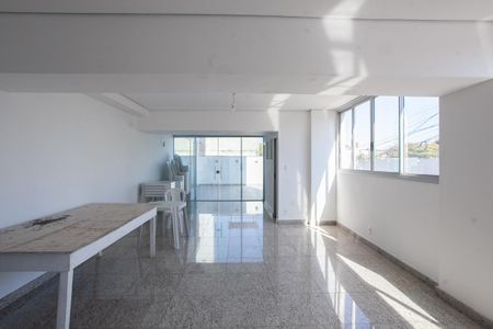 Apartamento à venda com 121m², 4 quartos e 3 vagas Apartamento à venda com 121m², 4 quartos e 3 vagasÁrea comum - Salão de festas