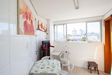 Apartamento à venda com 121m², 4 quartos e 3 vagas Apartamento à venda com 121m², 4 quartos e 3 vagasÁrea de Serviço